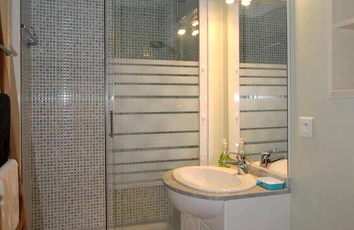 Avrilly House | Homerez - House for 4 ppl. with shared pool, jacuzzi, spa and garden at Avrilly
