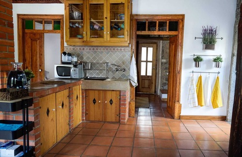 Porto de Mos House | Homerez - House in Porto de Mós