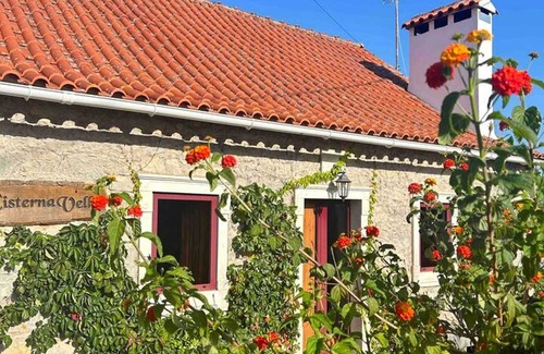 Porto de Mos House | Homerez - House in Porto de Mós