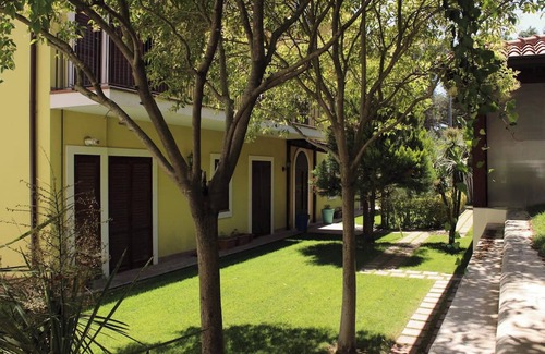 Nicolosi Apartment | Homerez - Modern Apartment in Nicolosi - 52 sqm