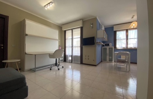 Vercelli Apartment | Homerez - Modern apartment in Vercelli - 50 m² with balcony