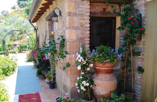 Reitano Apartment | Homerez - Nice appartement 5 km away from the beach for 4 ppl. with shared pool