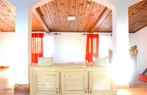 Antananarivo Avaradrano House | Homerez - Spacious house for 6 ppl. with terrace at Ambohimitsimbina