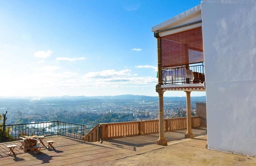 Antananarivo Avaradrano House | Homerez - Spacious house for 6 ppl. with terrace at Ambohimitsimbina