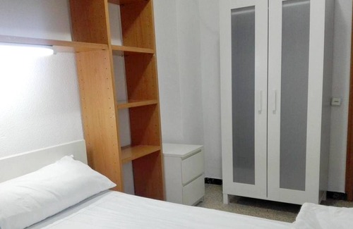 Esparraguera House | Homerez - Spacious house for 6 ppl. with balcony at Esparreguera