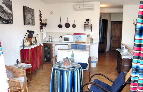 Hornos House | Homerez - Spacious House in Hornos with Mountain View