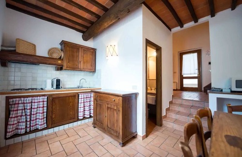 Loro Ciuffenna Apartment | Homerez - Studio in Loro Ciuffenna