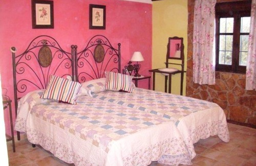 Priego de Cordoba Villa | Homerez - Villa for 10 ppl. with swimming-pool and jacuzzi at Priego de Córdoba