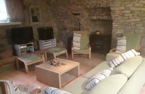 Chandolas Villa | Homerez - Villa for 16 ppl. with swimming-pool, garden and terrace at Chandolas