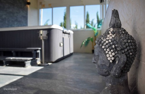 Atarfe Villa | Homerez - Villa in Atarfe, Private Pool