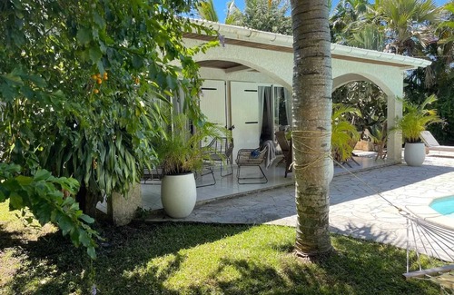 Petite-ÃŽle Villa | Homerez - Villa in Saint-Joseph.