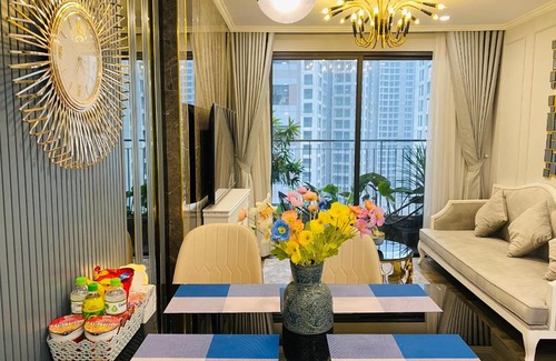 Gia Lam Apartment | Homestay 2 phòng ngủ nội thất tân cổ điển Luxury