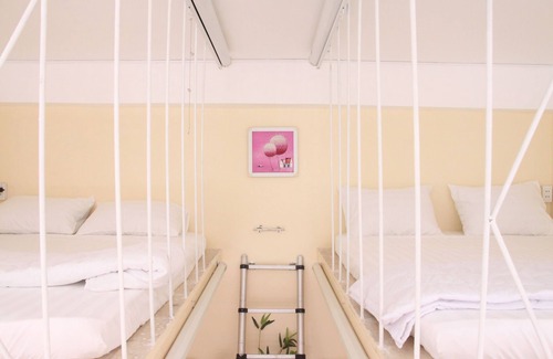 Downtown Ho Chi Minh City Hostel | Homestay And Hostel WalkingStreet