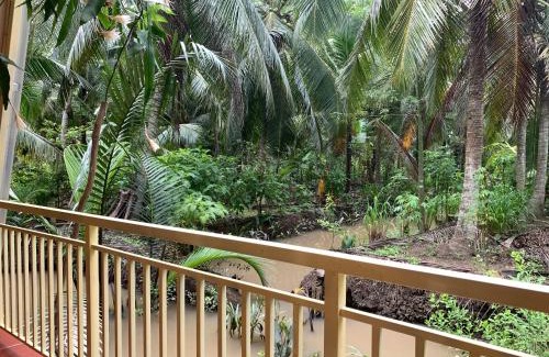 Ben Tre Bed & Breakfast | Homestay and Tour Ben Tre