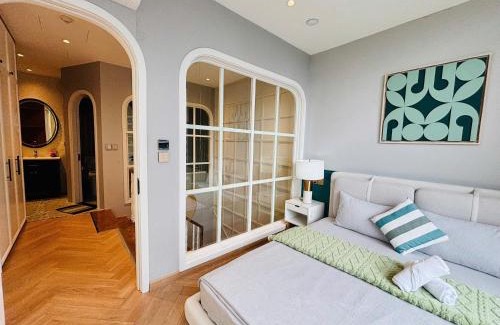 Van Giang Apartment | Homestay Ecopark Hung Yen by QMP