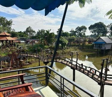 Krong Ana Hotel | Homestay Hồ Sen