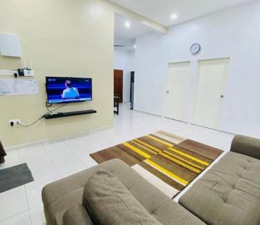 Parit Raja House | Homestay Hj Esmon Parit Raja 4 UTHM