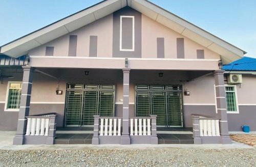 Parit Raja House | Homestay Hj Esmon Parit Raja 4 UTHM