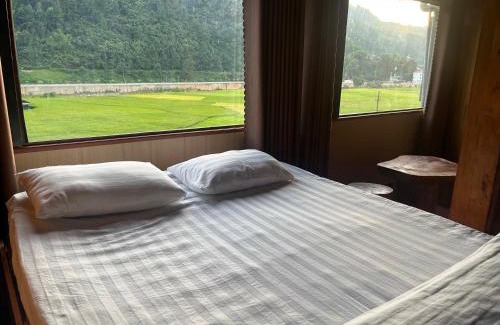 Mu Cang Chai Hotel | Homestay Hoà Thảo - Bus ,Trek & motorbike