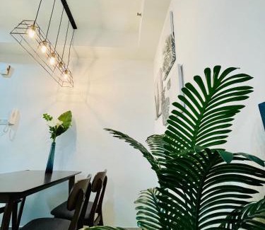 Shah Alam Apartment | Homestay I City Cantik Tenang Wifi 4k Smart TV Netflix Coway Free Parking