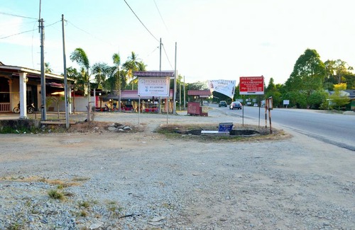 Kampung Gong Kemuntong House | Homestay Jertih Besut Terengganu