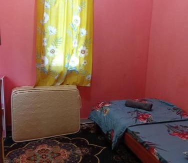 Kampung Penarik House | Homestay kak nun