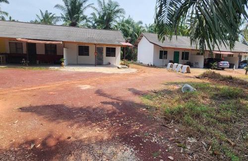 Bukit Gambir House | Homestay Mak Ndek '4'