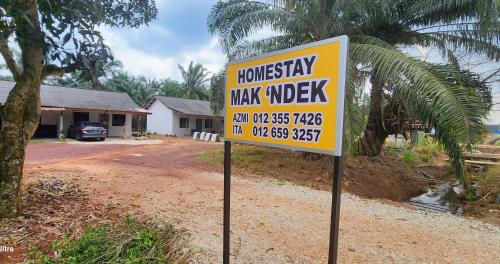 Bukit Gambir House | Homestay Mak Ndek '4'