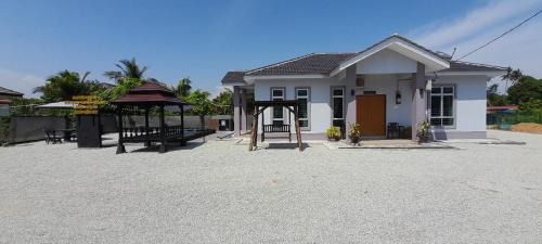 Merlimau Villa | Homestay Restu Mak Abah Private Pool Melaka