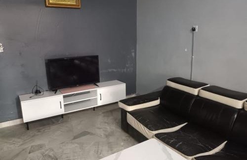 Klang District Apartment | Homestay Samera