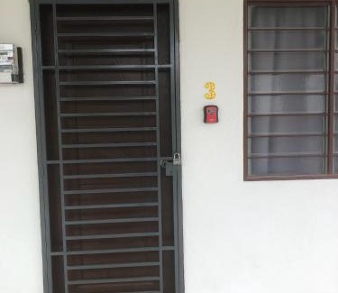 Pelabuhan Klang House | Homestay Siti Klang