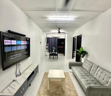 Ampang Apartment | Homestay Syahezzie fully aircond Netflix With Jacuzi