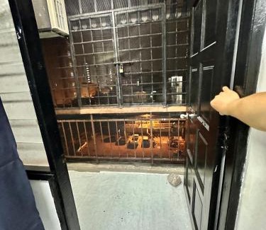 Ampang Apartment | Homestay Syahezzie fully aircond Netflix With Jacuzi