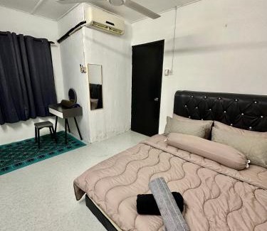 Ampang Apartment | Homestay Syahezzie fully aircond Netflix With Jacuzi