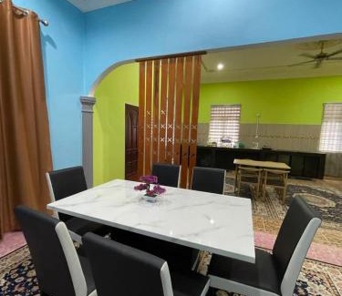 Kampung Raya Rawa House | HOMESTAY Teratak Besut (HA)