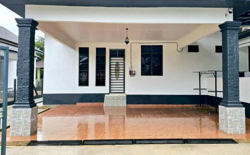 Kampung Gong Kempas House | Homestay Teratak Singgah Pura Besut, Terengganu