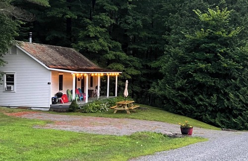 Wevertown House | Homestead Cabin