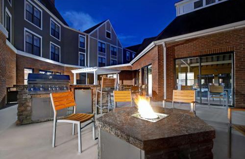 Lincolnshire Hotel | Homewood Suites by Hilton Chicago-Lincolnshire