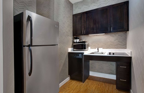 Lincolnshire Hotel | Homewood Suites by Hilton Chicago-Lincolnshire