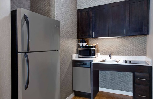 Lincolnshire Hotel | Homewood Suites by Hilton Chicago-Lincolnshire