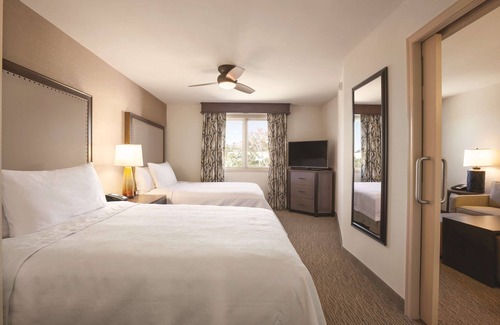 Tucson Hotel | Homewood Suites by Hilton Tucson/St. Philip's Plaza Univ