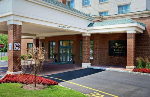 East Rutherford Hotel | Homewood Suites by Hilton East Rutherford - Meadowlands, NJ