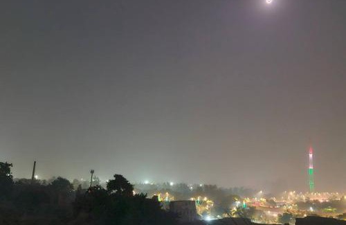 Delhi Apartment | Homlee-Vintage Green 2BHK with Terrace & fort View