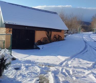 Trnovac House | Honey house Lika