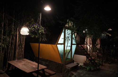 Huong Thuy House | Honeycomb Bungalow: Secluded Garden Retreat at an Authentic Village Homestay