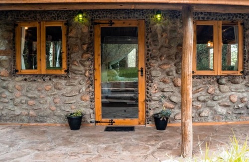 Naivasha Cottage | Honeymoon Hut