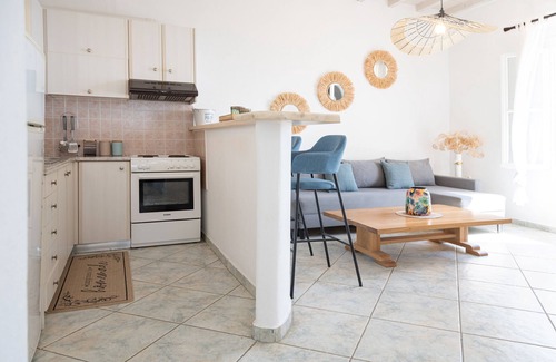 Agios Stefanos House | Honeymoon Suite with Sea View