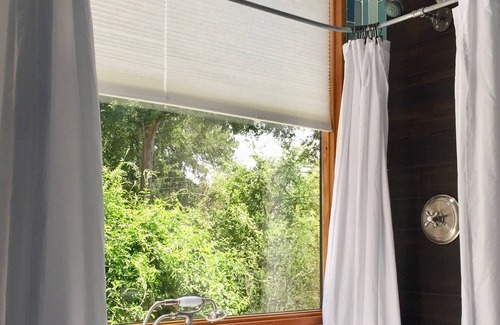University Hills House | Honeymoon Suite on a Creek