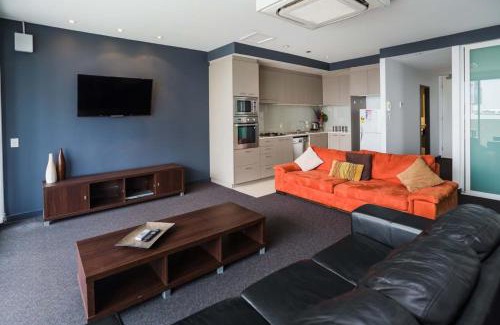 Newcastle Apartment | Honeysuckle Executive Suites