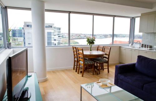Newcastle Apartment | Honeysuckle Executive Suites